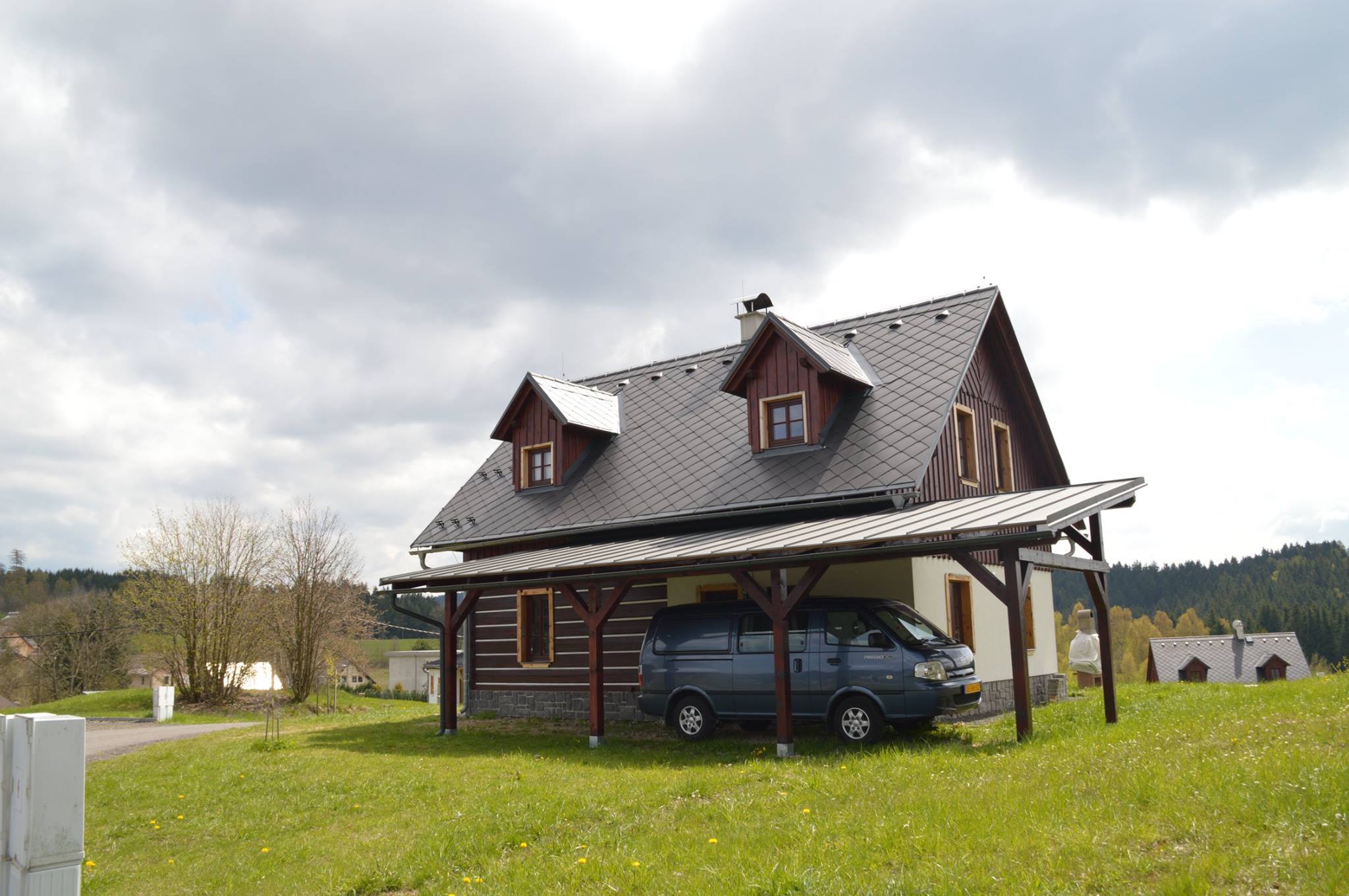 originele roubenka, villa met panorama uitzicht Noord Bohemen te koop in Tsjechie.